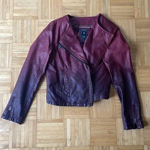 Guess jacket size medium in maroon ombré color